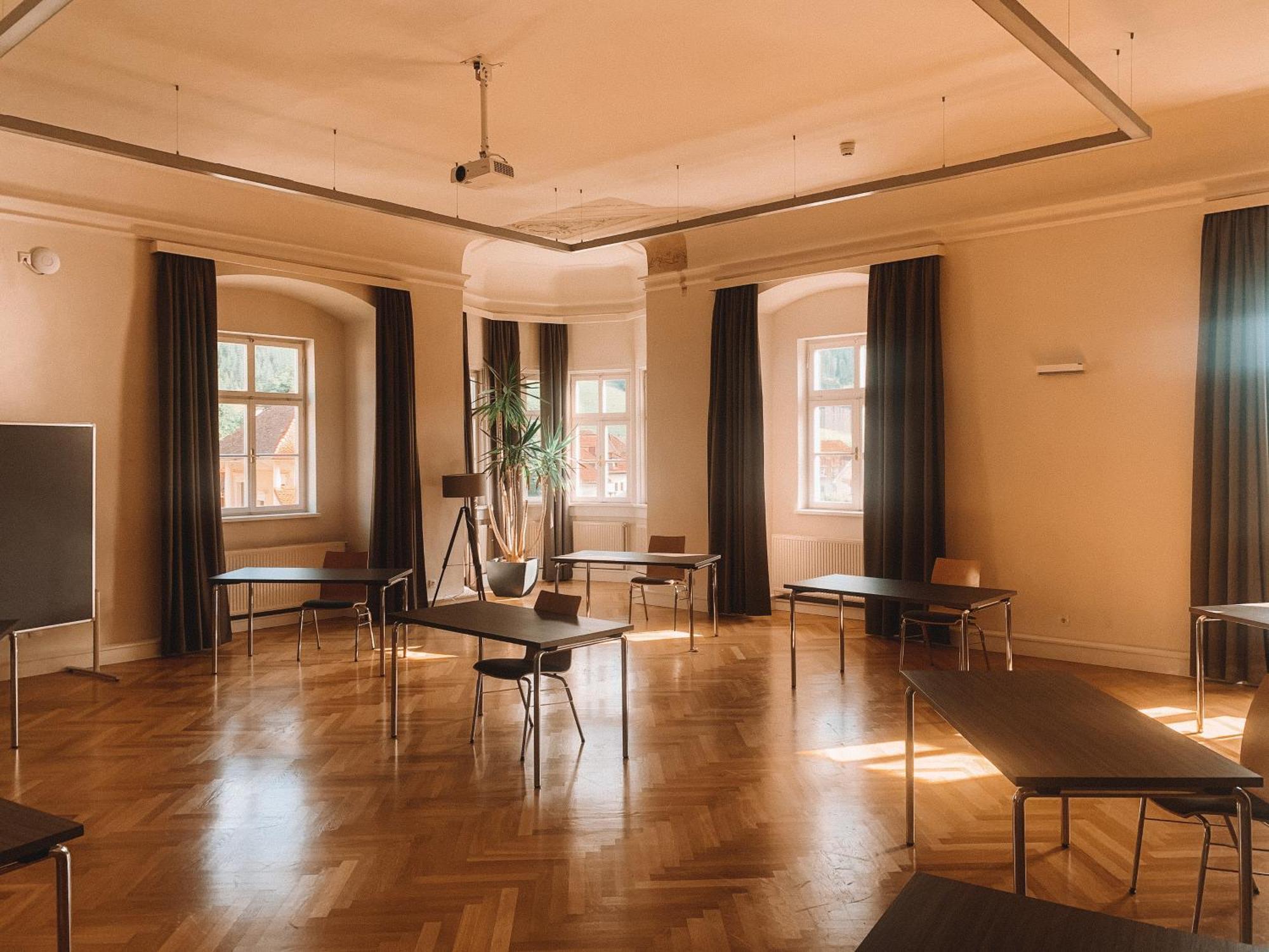 Jufa Hotel Stift Gurk Bagian luar foto